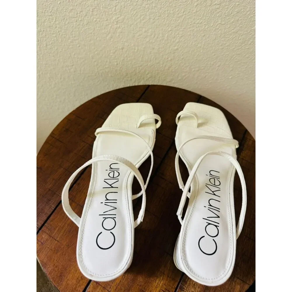 Calvin Klein Strappy Dress Sandals 9 Wedding Bridal Cocktail Formal White Belma